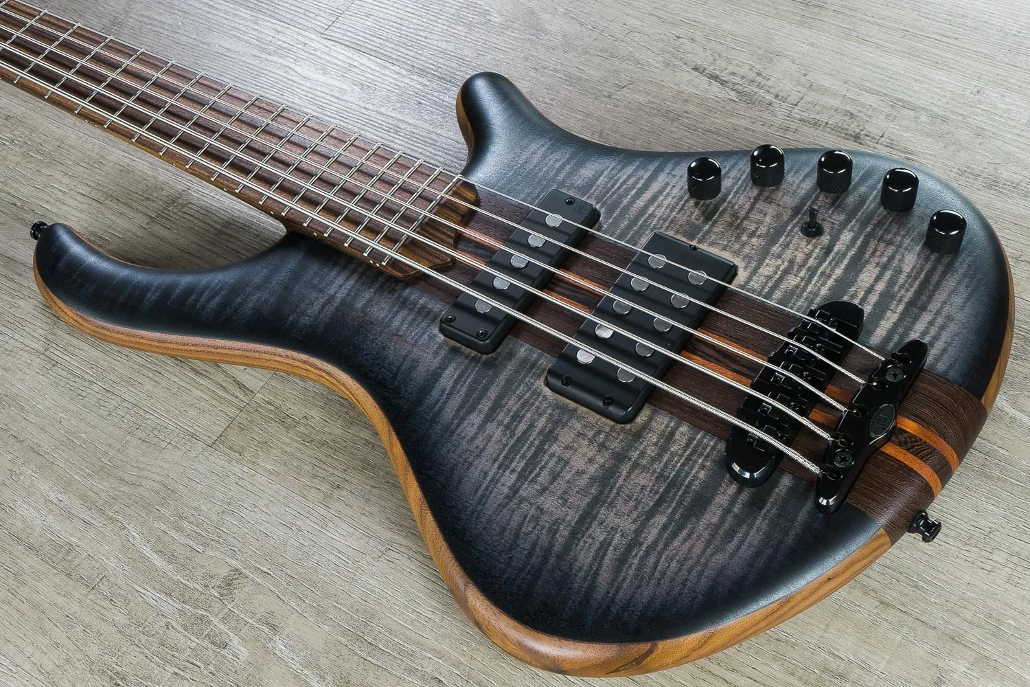 5-string bass and why do you need it